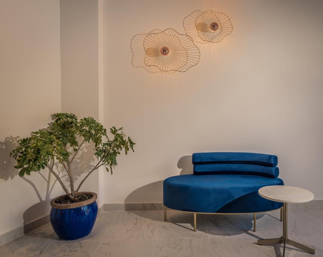 Isola Concept Aparthotel Ciliví Kültér fotó