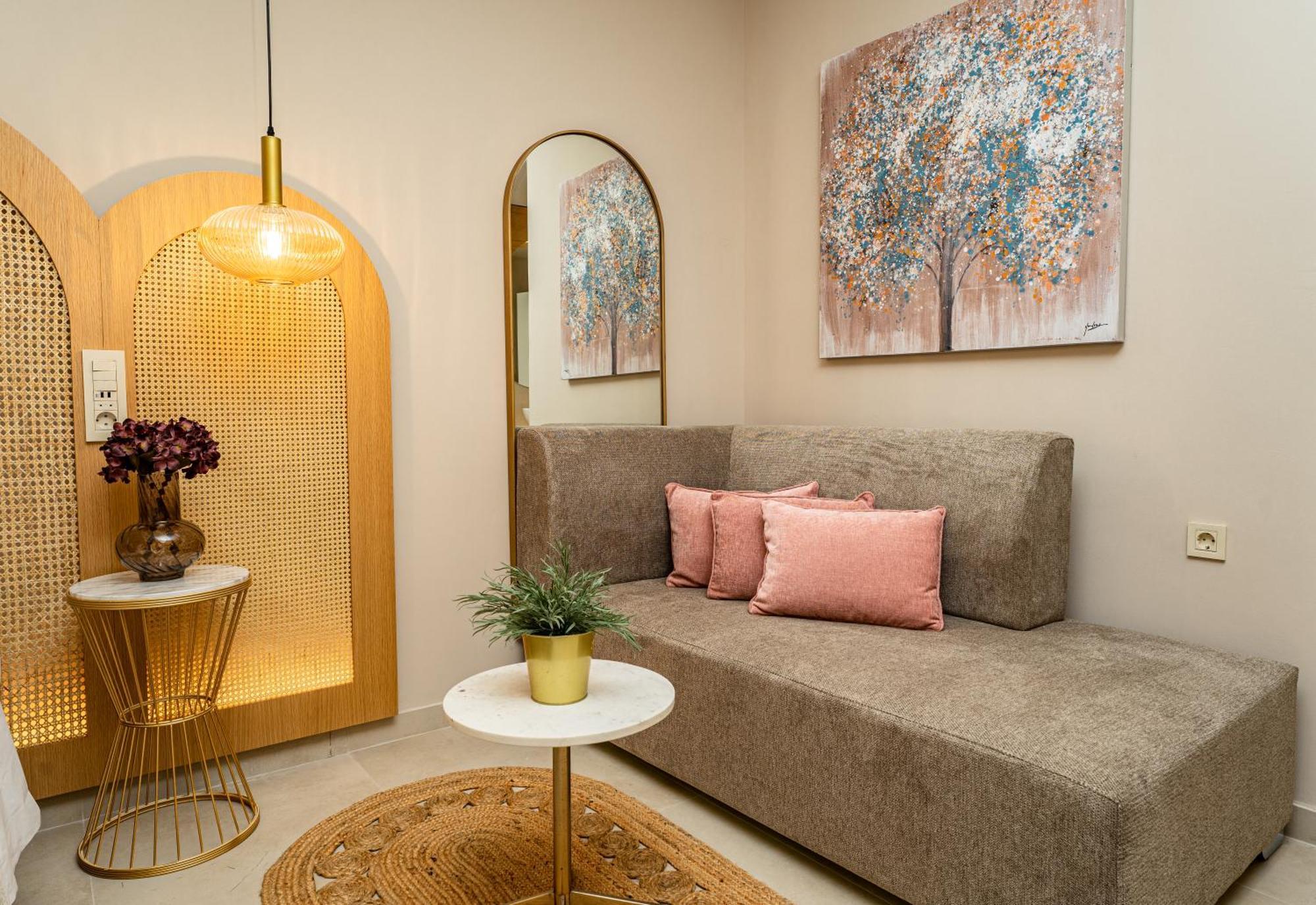 Isola Concept Aparthotel Ciliví Kültér fotó
