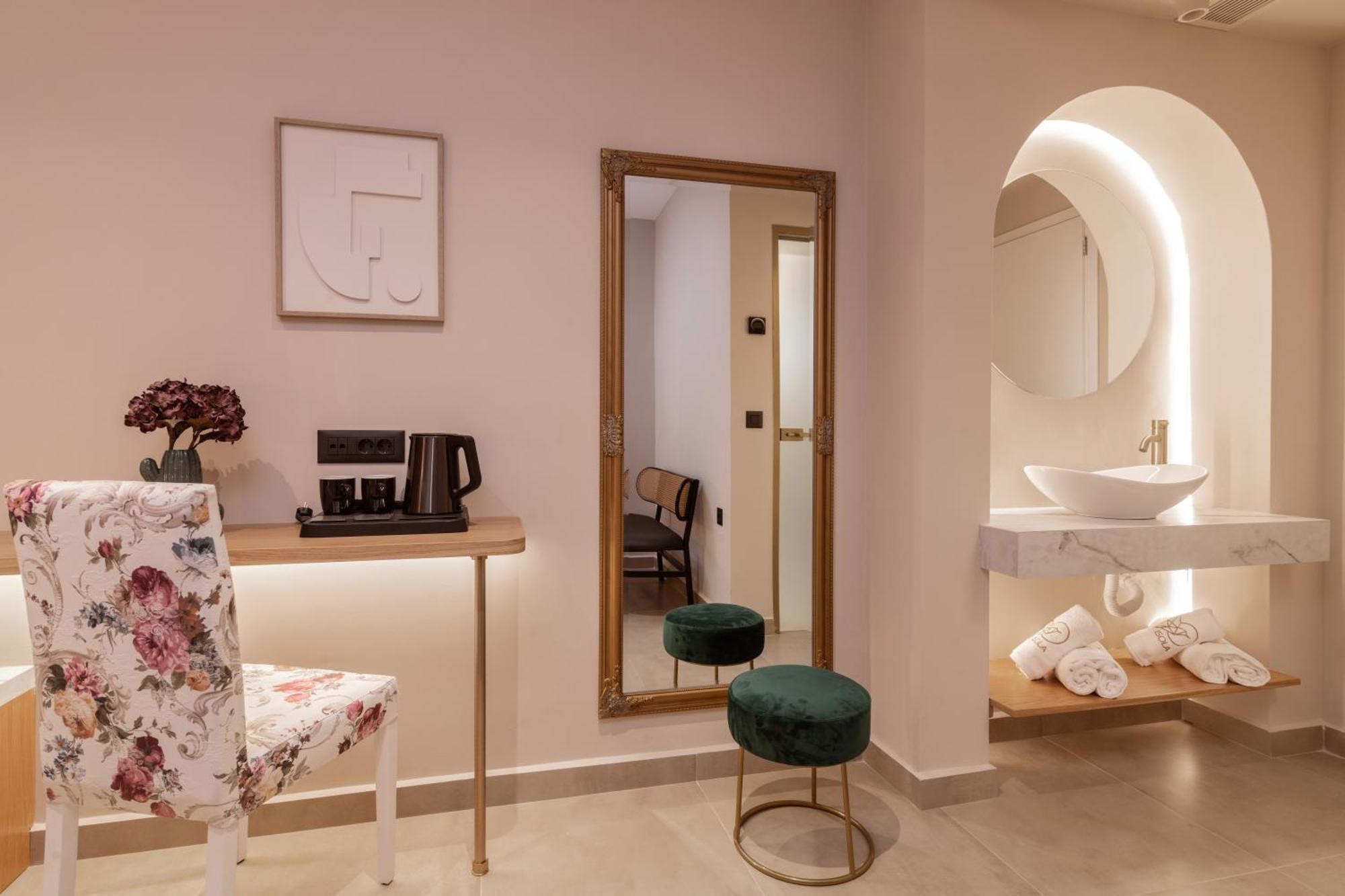 Isola Concept Aparthotel Ciliví Kültér fotó
